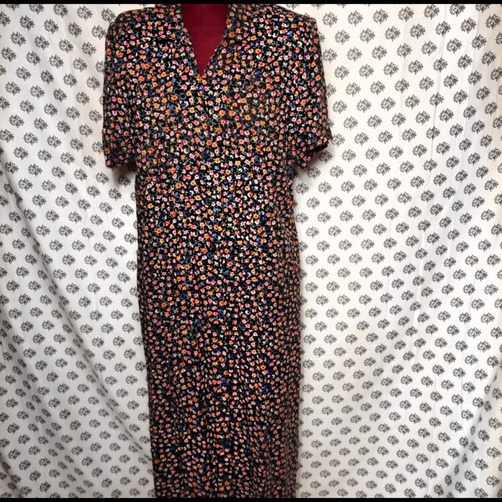 Vintage Padded Shoulder Floral Dress